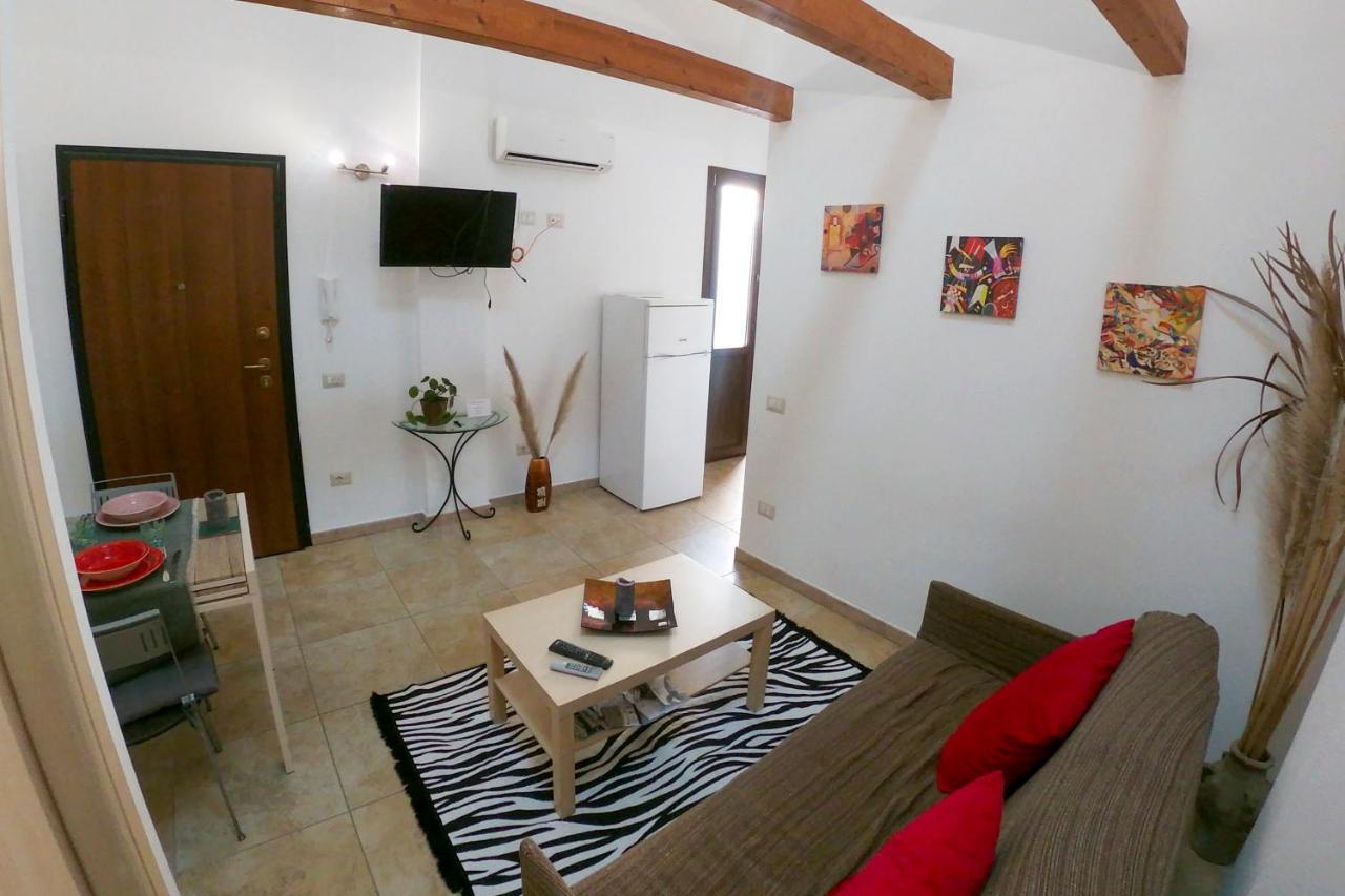 West Sardinia Apartment 2 Càbras المظهر الخارجي الصورة